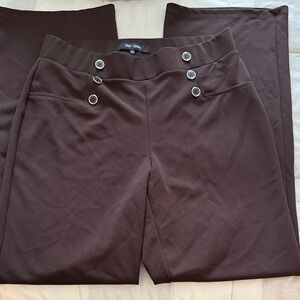 Elegant Brown Wide Leg Trousers with Button Detail